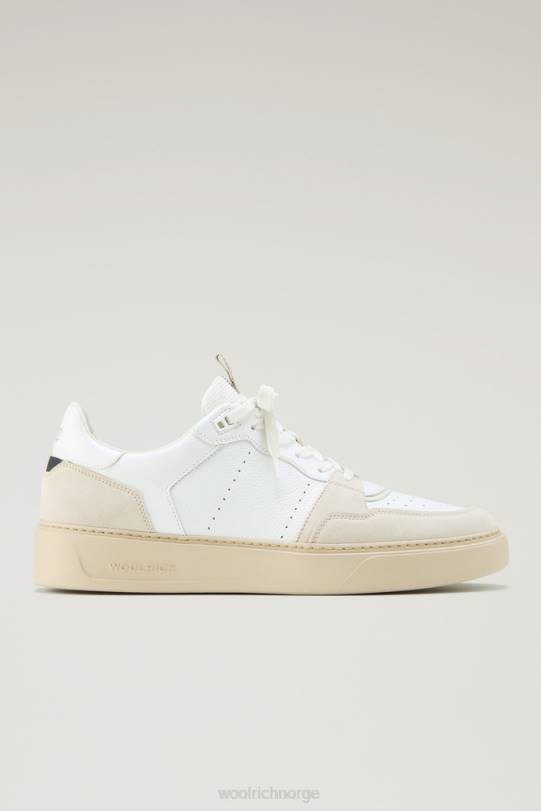klassiske kurvsneakers i mykt skinn og semsket skinn med kontrastdetaljer beige hvit menn Woolrich fottøy 8PBN596