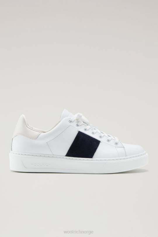 klassiske sneakers i mykt skinn med kontrasterende semsket sidebånd hvit indaco menn Woolrich fottøy 8PBN784