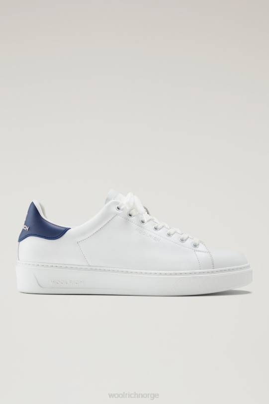 klassiske sneakers i skinn med kontrasterende detaljer hvit blå menn Woolrich fottøy 8PBN378