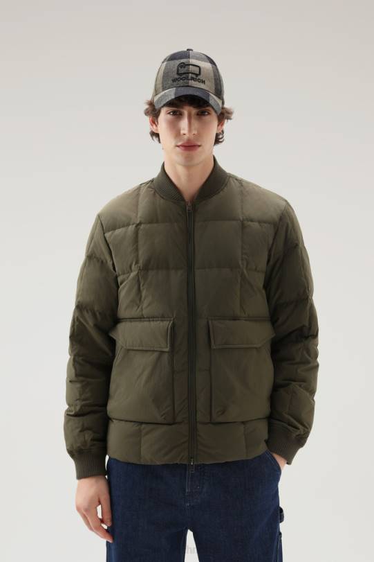 Heritage terrengbomber i taslan nylon mørk grønn menn Woolrich klær 8PBN732